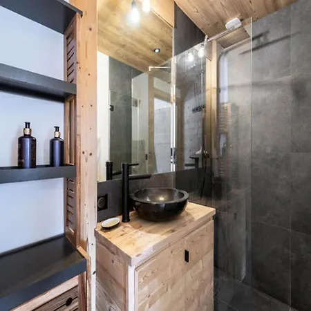 Demimeige Apartment